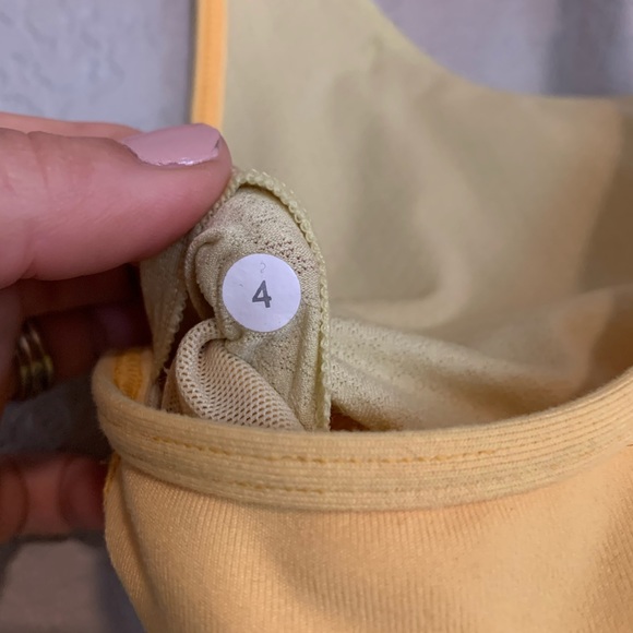 Yellow Lululemon *reflective top - Picture 4 of 4